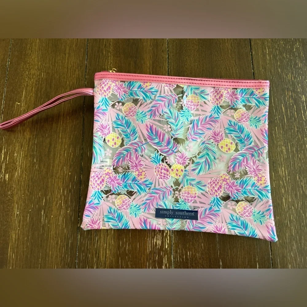 NWOT Simply Southern cosmetics bag